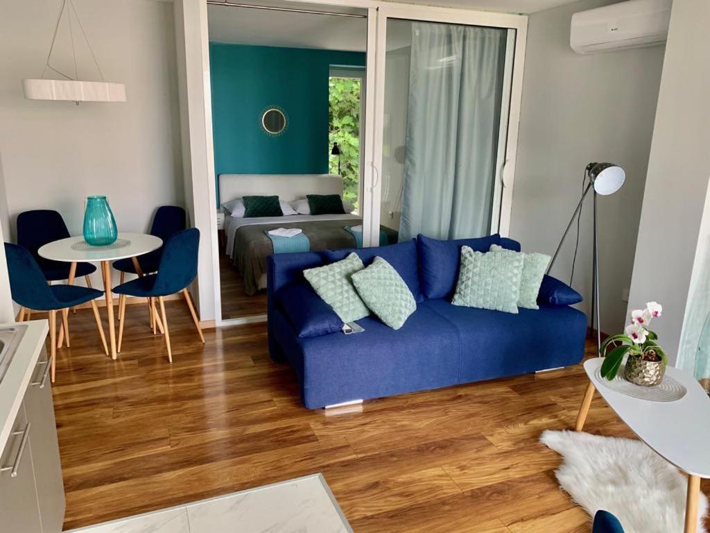 Deluxe Suites Mandic Оміш Екстер'єр фото