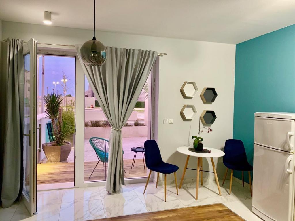 Deluxe Suites Mandic Оміш Екстер'єр фото