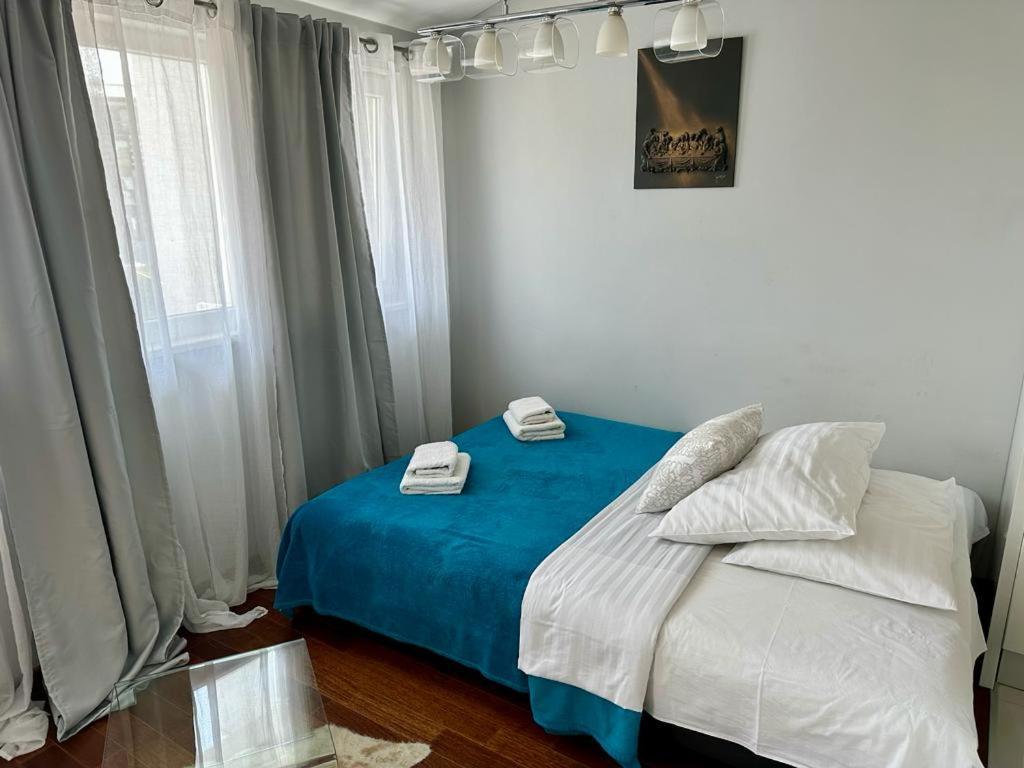 Deluxe Suites Mandic Оміш Екстер'єр фото